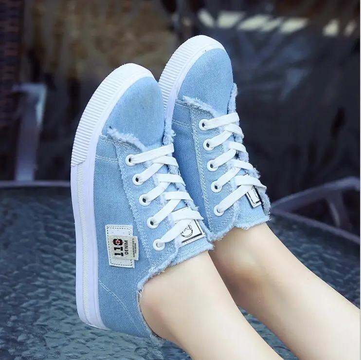 Canvas Shoes for Women's 2022 Fashion Breathable White Sneakers Women Non Slip Casual Flats Women Socofy Loafers Zapatillas Muje