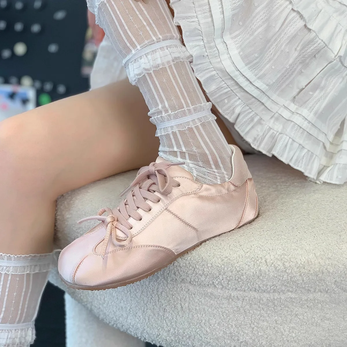 Spring Casual Sneakers Women Flats Sport Shoes Designer 2024 New Walking Running Loafers Brand Lace-up Travel Mujer Zapatillas