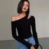 Sexy Black Tshirt Slim Clothing Plain Woman T-shirt Off Shoulder 2024 Top for Women Luxury High Quality Trend Emo Polyester Tee