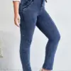 LIH HUA Women's Plus Size Jeans Autumn Chic Elegant Jeans For Chubby Women Knitted Cotton Jeans