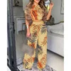 2023 new explosive summer new women's two-piece print vest pants women classic - Image 2