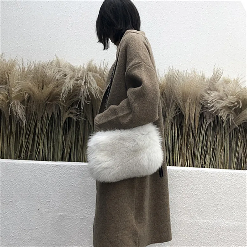 Luxury Brand Fox Fur Bag 2021 Fashion Real Fur Bag New High Quality Women's Designer Handbag Chain Shoulder Messenger