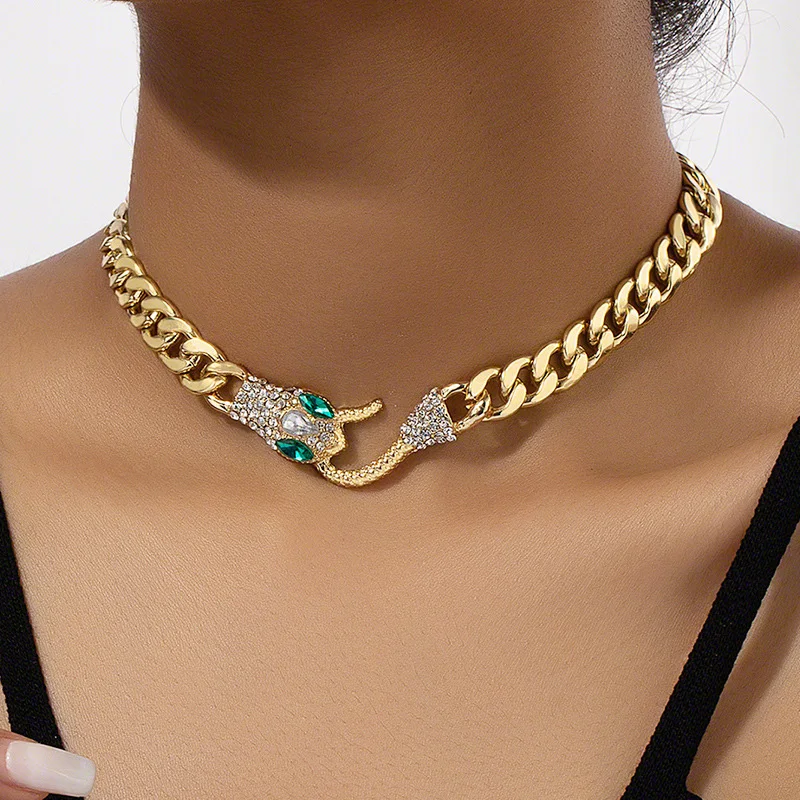 Heart Exaggerate necklace jewelry Women Trend Fashion Pendant Party Gifts Gold Color Vintage Personality Accessories RG0163