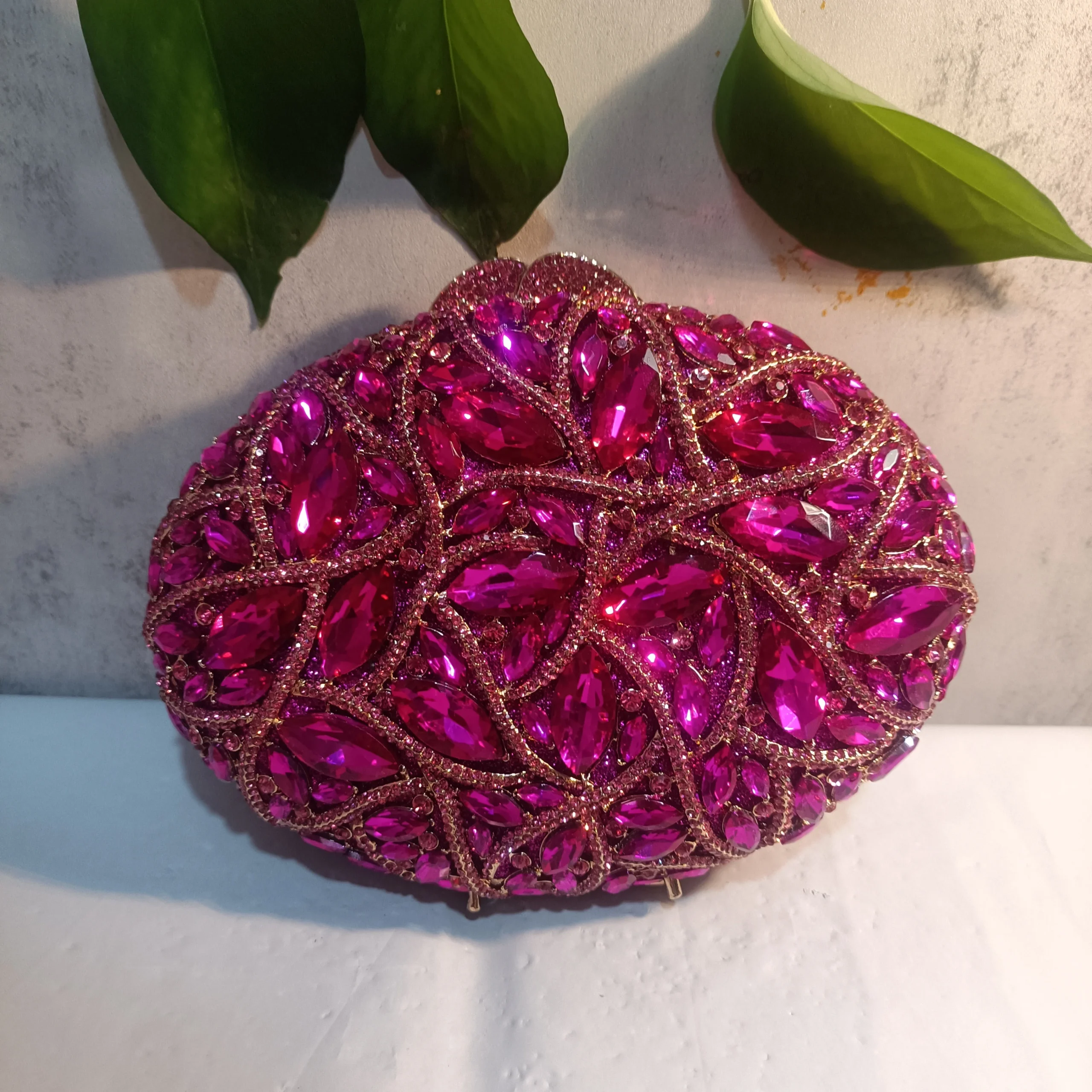 Lady Fushia Wedding Stones Handbags for Women Designer Luxury Hot Pink Crystal Clutch Purse Party Dinner Rhinestone Minaudiere