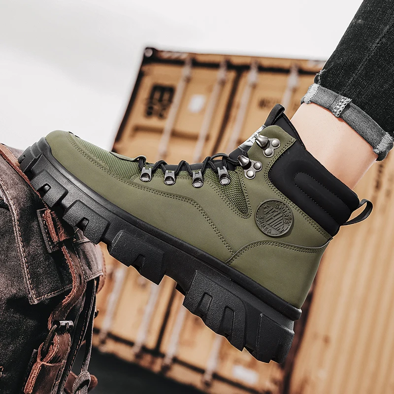 New Men Boots Autumn Winter Casual Shoes Designer Luxury Platform Cowboy Tactical Military Walking Shoes Leather Ankle Sneakers
