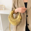 2024 New Women's Bag Fashionable and Trendy Handbag High Quality Design Crossbody Bag Crescent Shape Küçük Sırt Çantası - Image 2