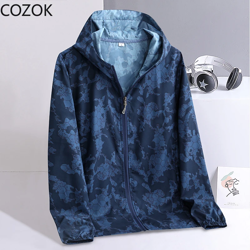 Men's UPF 50 Sun Protection Jackets Stretch Breathable Hoodie Summer Shirts for Hiking Sports Waterproof Sunscreen Coats