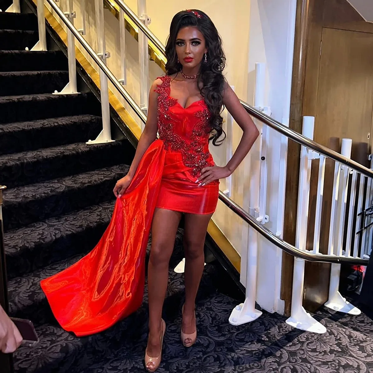 Red Mini Cocktail Dresses With Side Train Sweetheart One Shoulder Lace Appliques Beads Aso Ebi Mermaid Party Prom Dress