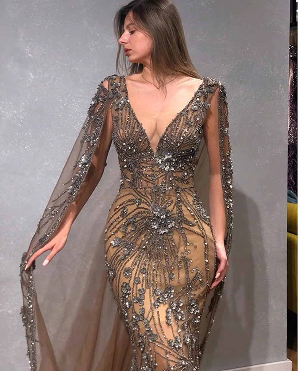 2024 Crystal Mermaid Lace Tulle Beads Evening Dresses With Long Cape Luxury Beaded Champagne Long Prom Gowns Modest Party Dress