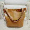 Pocket Women's Soft Leather Handheld One Shoulder Retro Oil and Wax Leather Large Capacity New in Tote Bag - Image 2