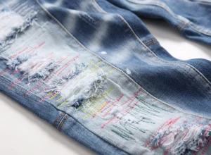 Light luxury men’s slim fit stitching decors blue denim pants high quality white ink splash scratches jeans sexy casual jeans; - Image 2