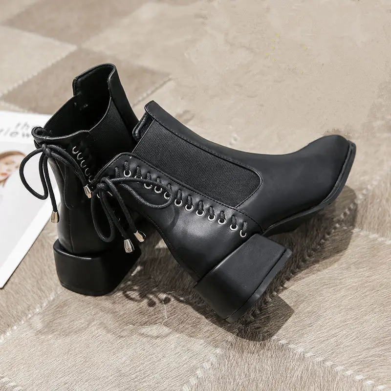 Short Shoes for Women Leather Elastic Biker Booties Elegant with Medium Heels Chelsea Female Ankle Boots Footwear Goth Gothic Pu