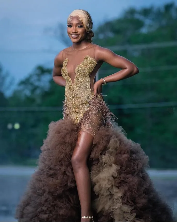 Dark Brown African Sparkly Prom Dresses for Women Luxury Crystal Diamond Black Girl Evening Ceremony Gown Ruffles Skirt
