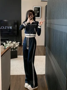 Korean Version White Sports and Casual Set Women's Autumn 2023 New Slim Standing Neck Zipper Top Wide Leg Pants Two Piece Set2XL - Image 5