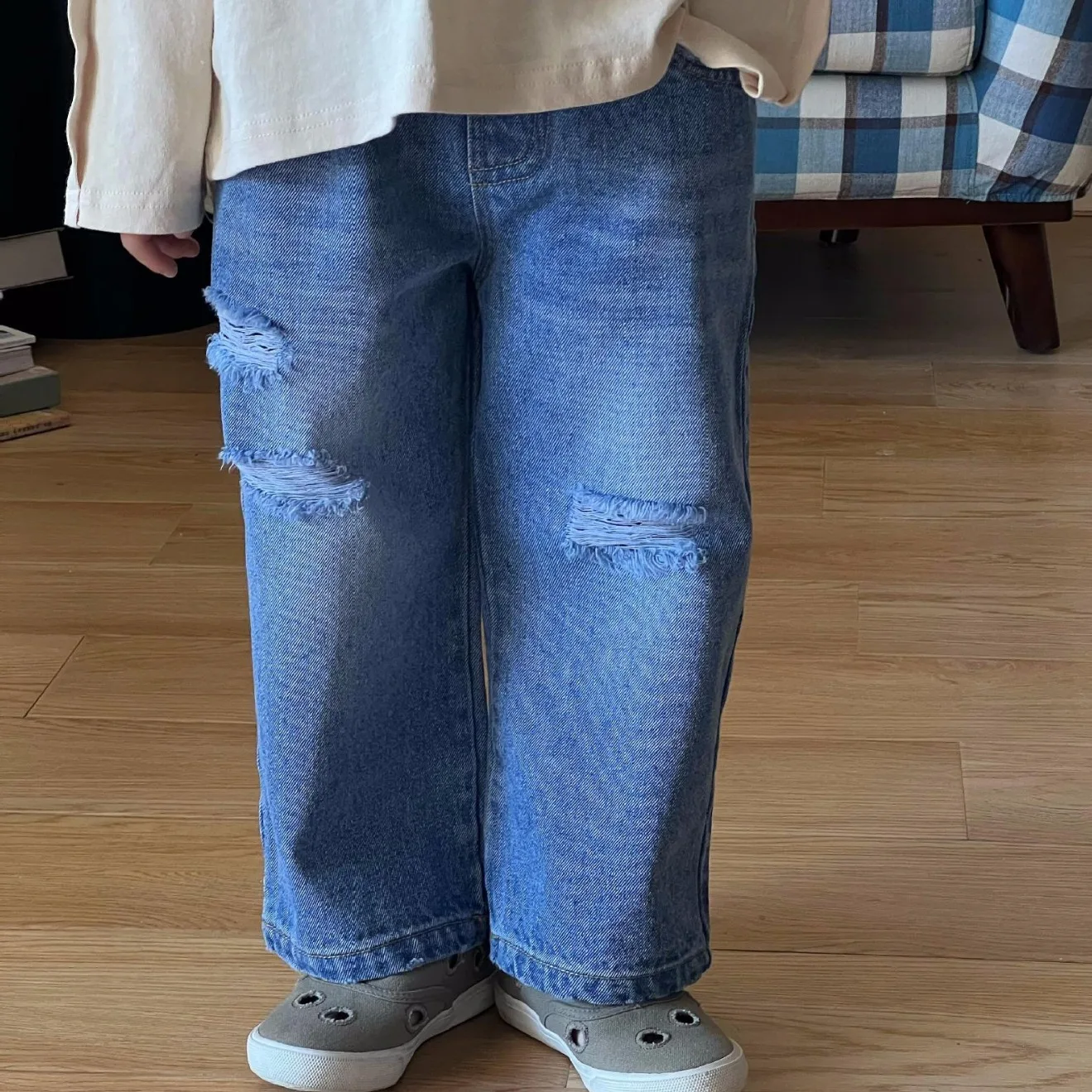 Children Pants Korean Style 2024 Spring New Fashionable Full Length Boys Girls Jeans Ripped Straight Leg Casual Simple Pants