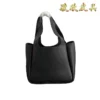 High quality women's bag, Made of full leather both inside and outside, Lightweight and convenient women's handbag - Image 2