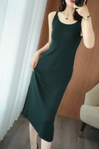 Summer new day silk dress female knitting long apron skirt slim ice silk a-word skirt base temperament thin - Image 2