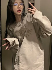 American Retro Print T Shirt Women Autumn Casual Long Sleeve Oversized Tops Female Korean Fashion Harajuku Loose Y2k Streetwear - Image 2