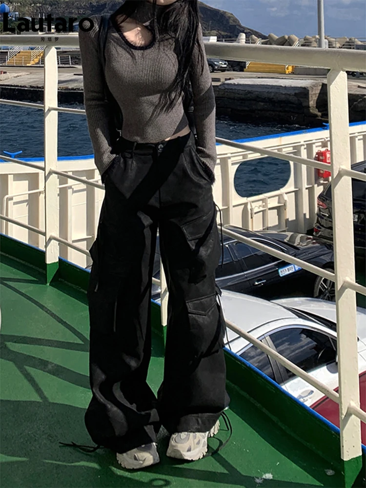 Lautaro Spring Autumn Cool Handsome Baggy Black Pu Leather Straight Cargo Pants for Women Many Pockets Luxury Designer Clothes