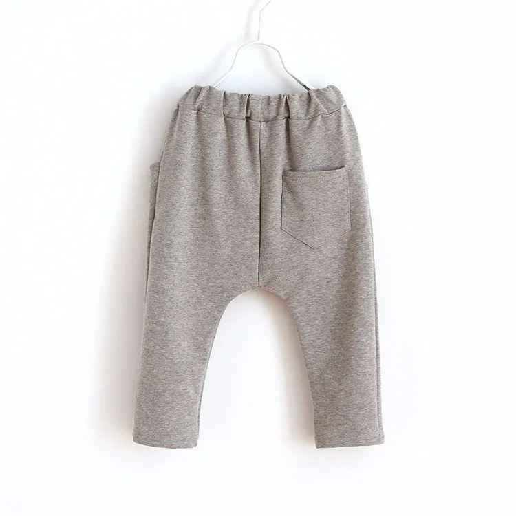 2272048896_687124332