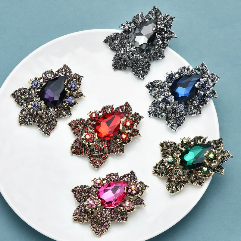 Wuli&baby Multicolor Big Crystal Vintage Flower Women Brooch Pins For Suit And Dress Sparkling Badge