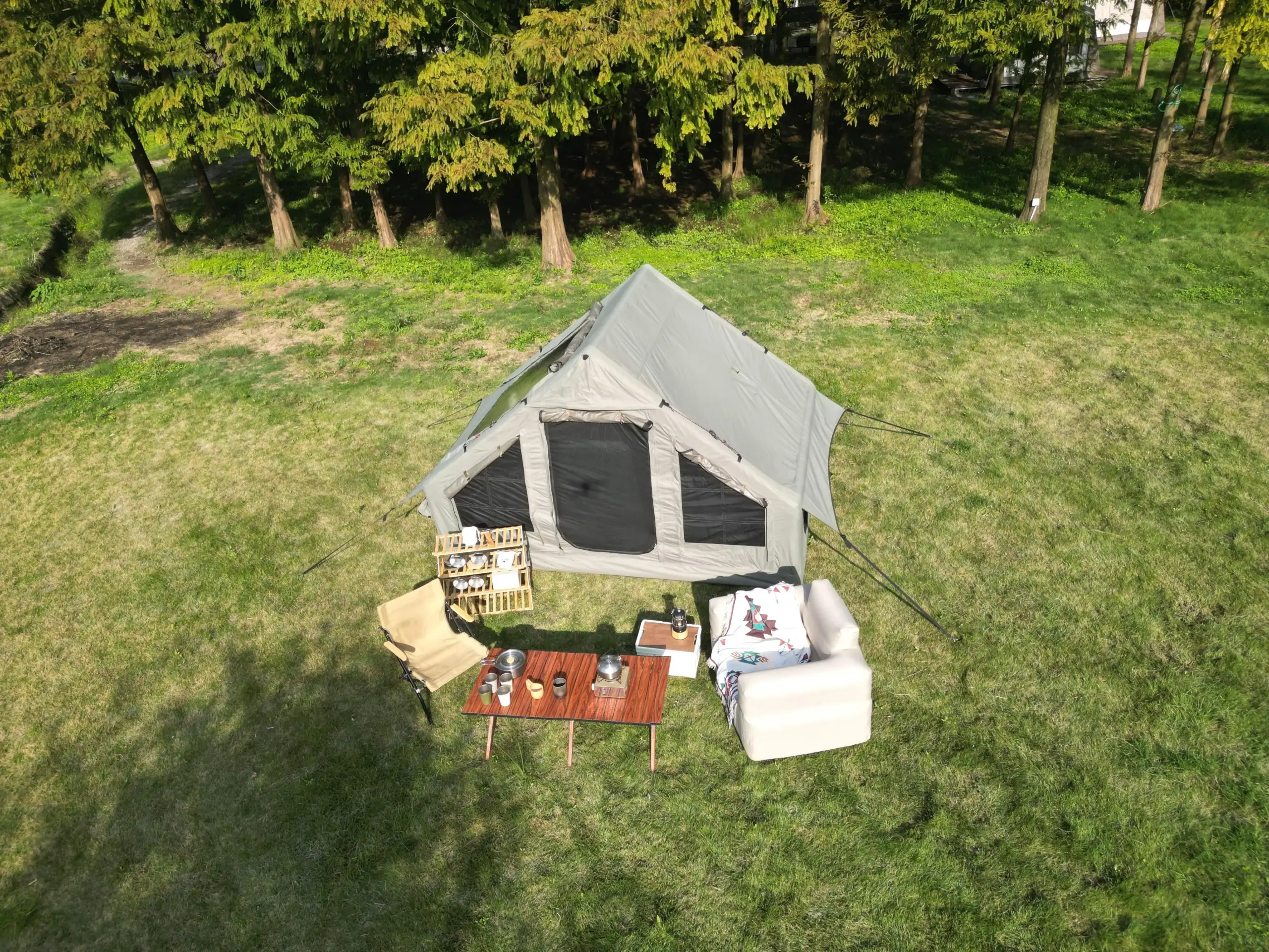 Inflatable 4-Season Camping Tent for 4-6 People - Waterproof & Windproof, Easy Setup Air Tent for Outdoor Glamping - Image 6