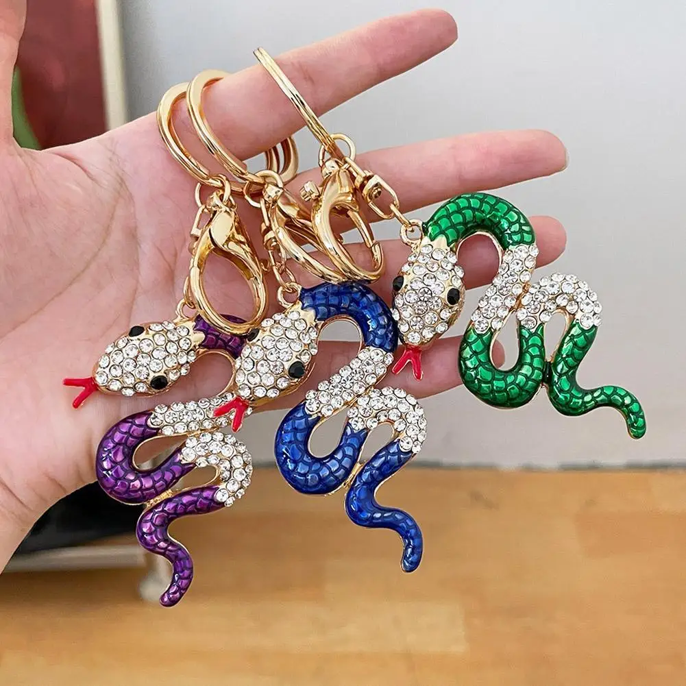 Cute Snake Keychain Rhinestones Enamel Snake Keyring Charm For Handbag Purse Bag Belt Decor Year Of The Snake 2025 Jewelry Gift