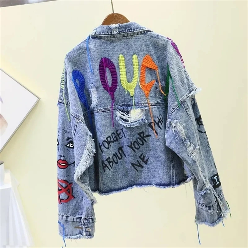 Rivet Beaded Line Tassel Letter Graffiti Print Women Denim Jacket Spring Autumn 2024 Casual Hole Denim Jacket Veste Femme