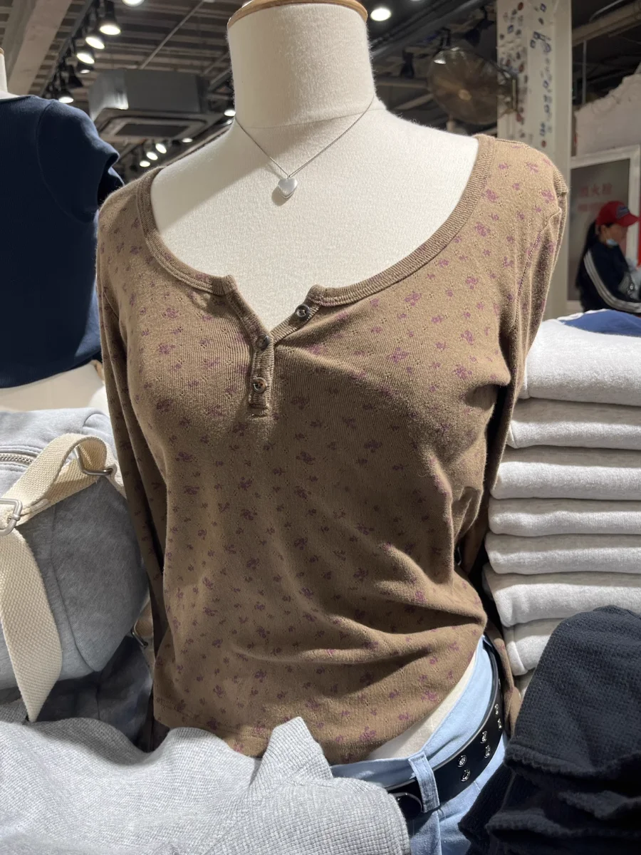 Eyelet Floral Print Long Sleeve Crop Top for Woman Round Neck Three Buttons Slim Tees Sweet Girl Casual Cute Tshirt Tops Clothes