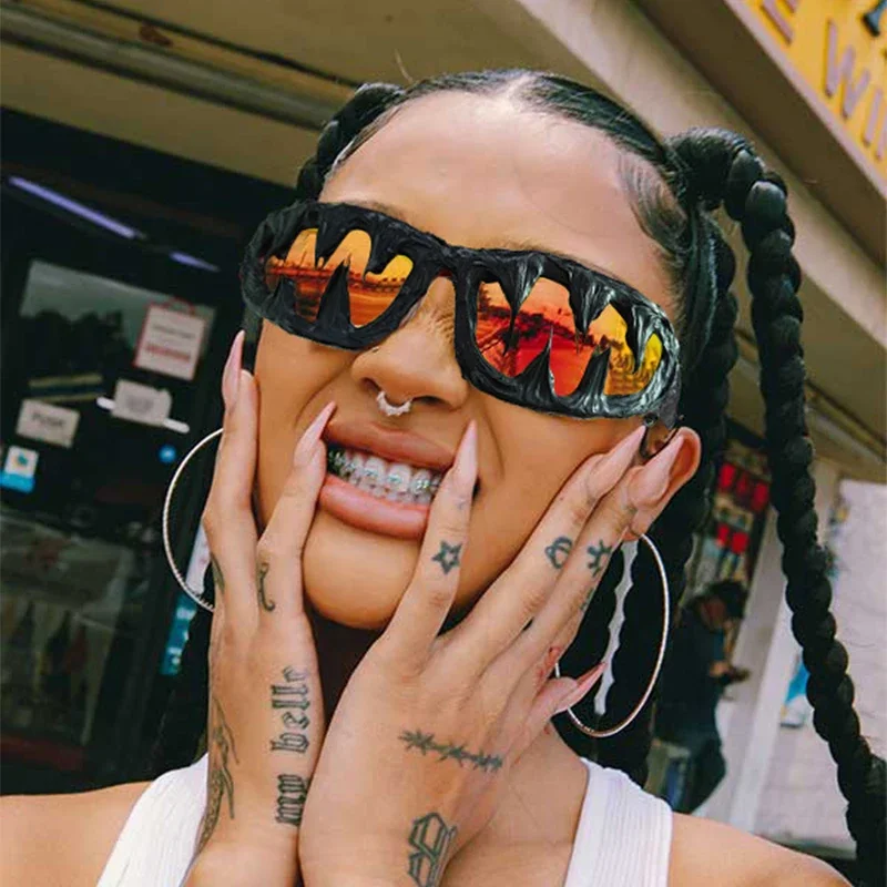 New Steampunk Shark Teeth Sunglasses Y2K small Frame Glasses Women for Men Vintage Punk Designer Trend Drip Glue Halloween Shade