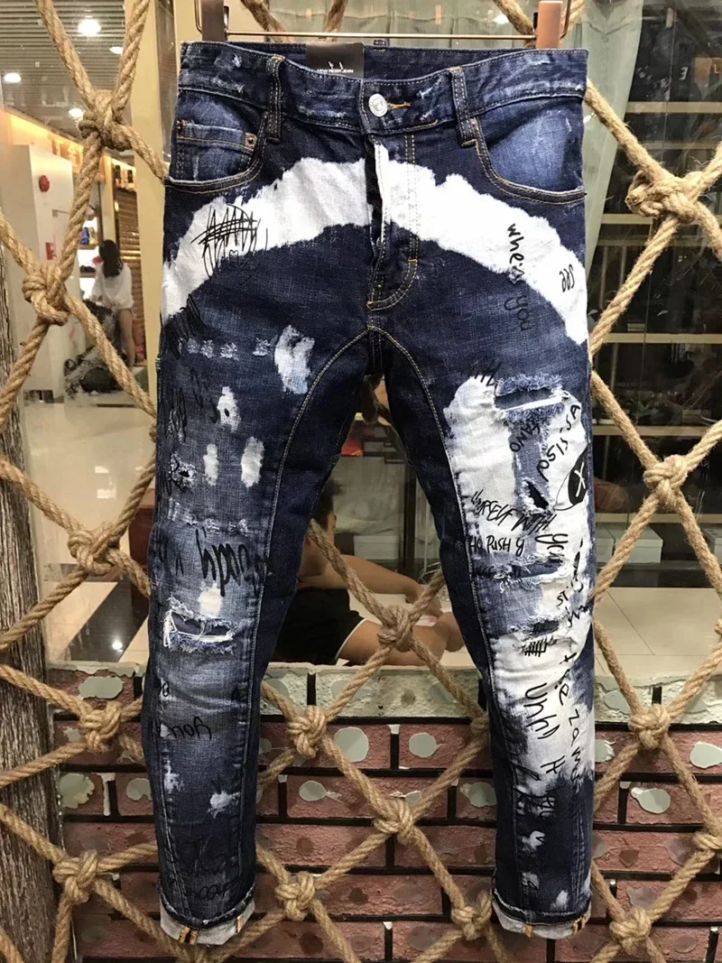 fashion BRAND new design Men Jeans Denim Pants Hole Slim Pencil Trousers Buttons Party Classics Fashion blue D2 BIKER JENAS 136