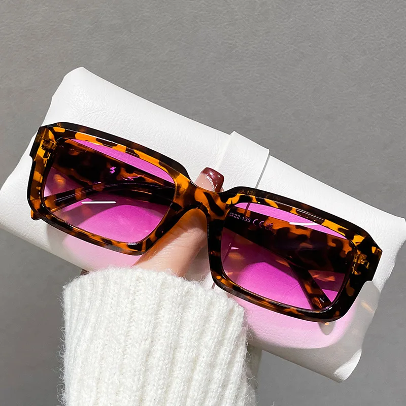 Fashion Rectangle Sunglasses Women For Men 2024 Luxury Brand Designer Sun Glasses Vintage Punk Popular Pink Eyeglasses UV400