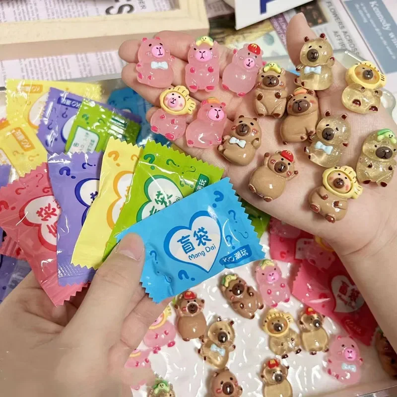 Fashion toy blind box Labubu Mini Random Style Surprises Model Ornaments Children's Gift Blind Box Toys Simulation Animal Model