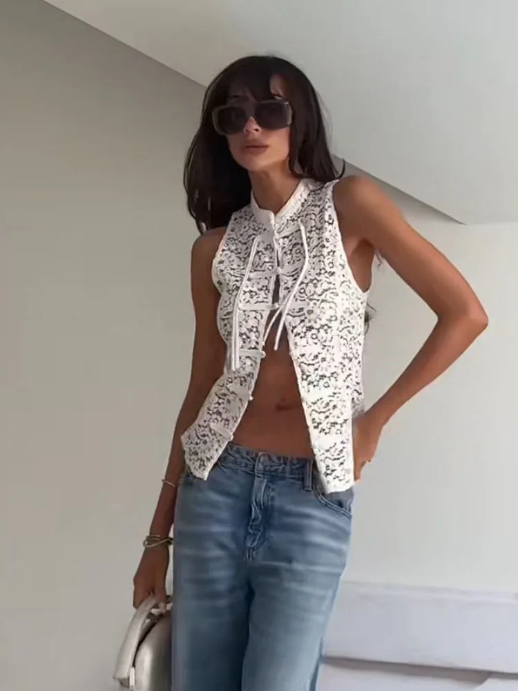 HH 2026 Woman Elegant Sleeveless Sexy Slim Vest Top Women Fashion Versatile Single Breasted Lace Hollow Decoration Short Top