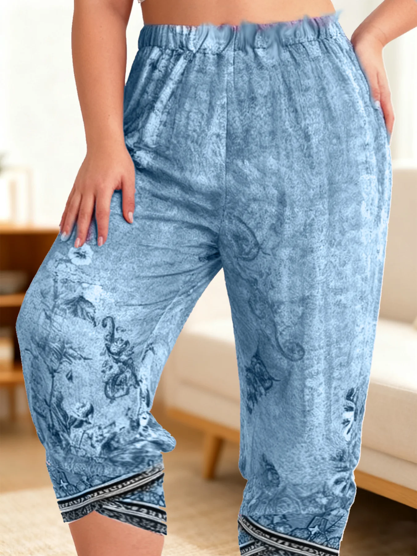 Grunge Floral Artwork Allover Print Plus Size Elastic Waist Wide Leg Capri Pants, Cozy Lightweight Comfort Modern Casual All Season Daily Wear Printed Capri Pants Various Color Shades For Curvy Women