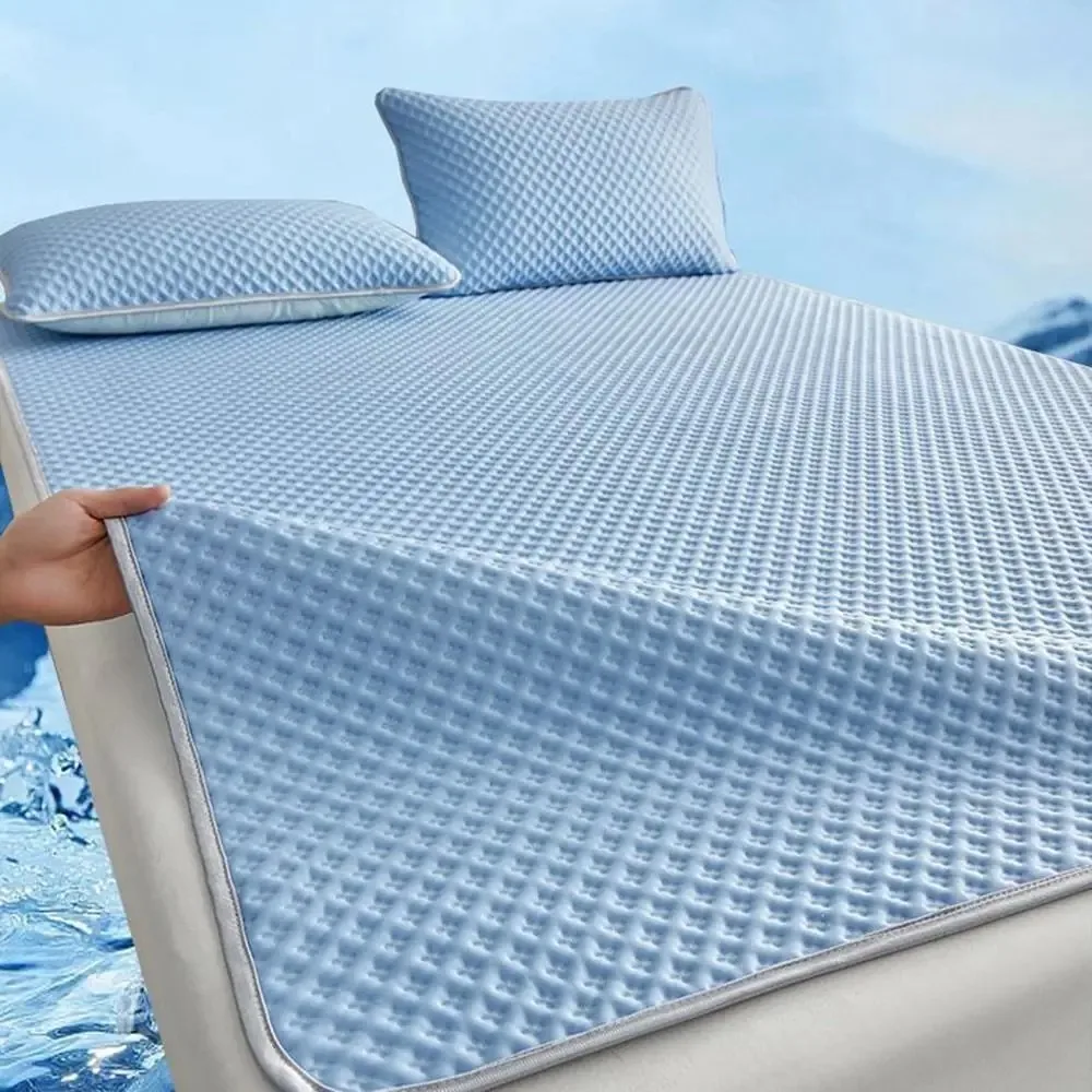Breathable Cooling Mattress Comfortable Washable Ice Silk Bed Mat Pad Soft Skin-friendly Summer Sleeping Mat Household
