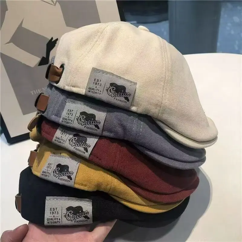 Retro classic beret for men and women Japanese street trend back wearing hat woman Korean version beret