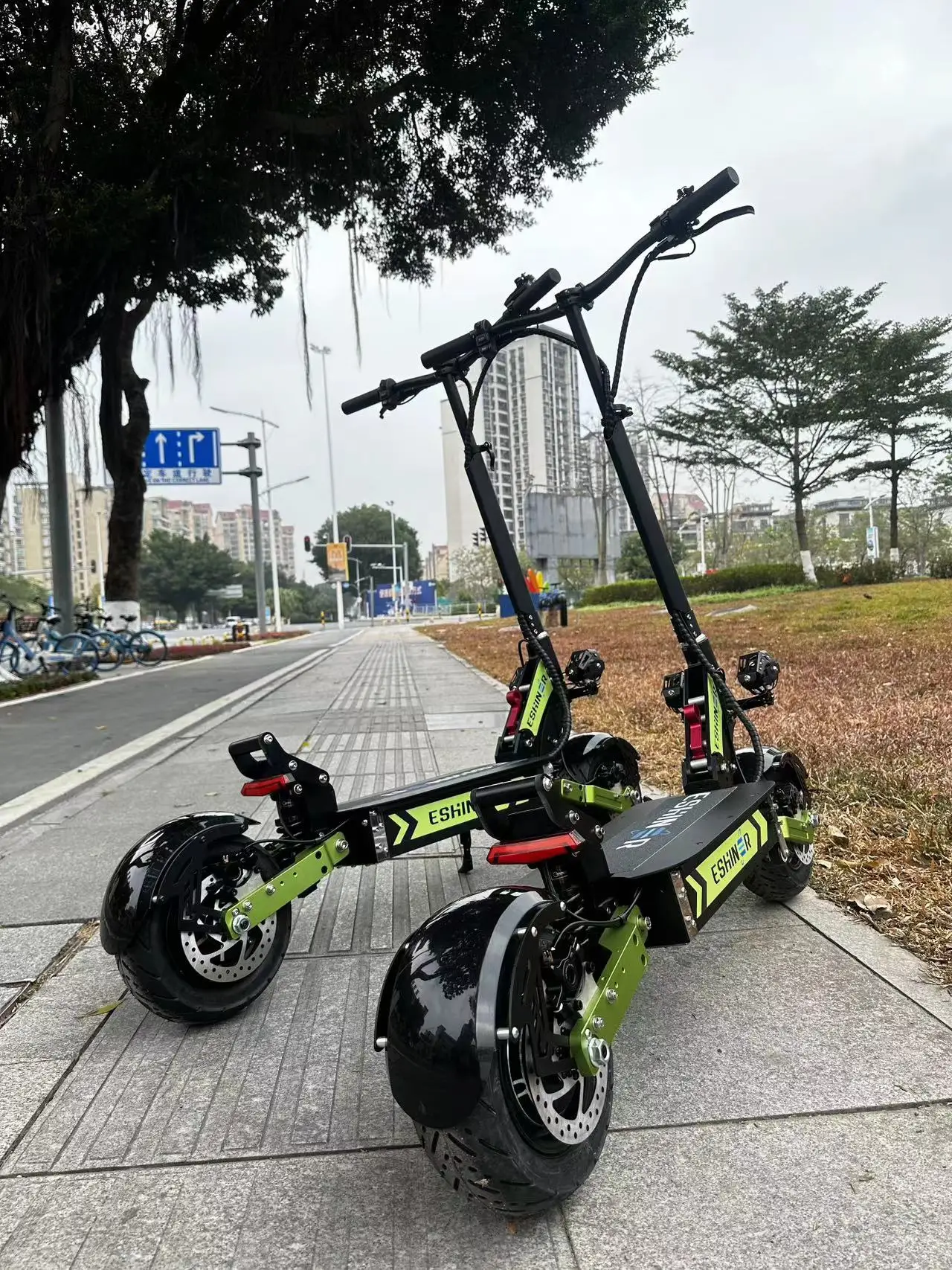 60V 6000W Powerful Electric Scooter 80 KM Fast Dual Motor 120KM Adult Off-Road E Scooters Bike Roller Free Shipping Fat Tire - Image 4