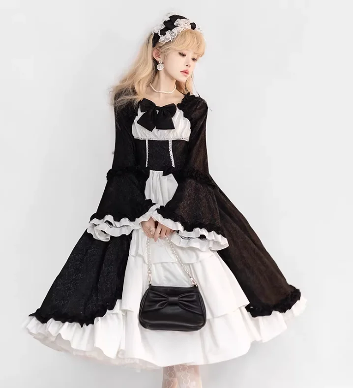 Large Size European Gothic Lolita Retro Princess Court Dress Fashion High Waist A-line Personality Dark Flare Sleeve Dresses - Image 4