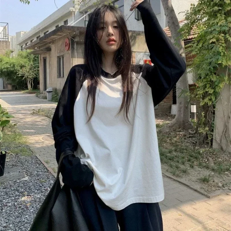 Casual Oversized T Shirt Y2k Tops Harajuku Long Sleeve O-Neck T-Shirts Spring Autumn Black White Patchwork Tees Women Streetwear - Image 3