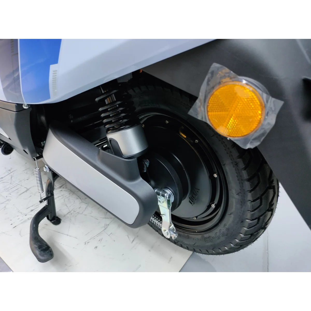 Hot Sell Electric Motorcycle Popular Supplier Electric Motor Bike Fast Electric Scooters for Adults Motorcycles & Scooters - Image 6