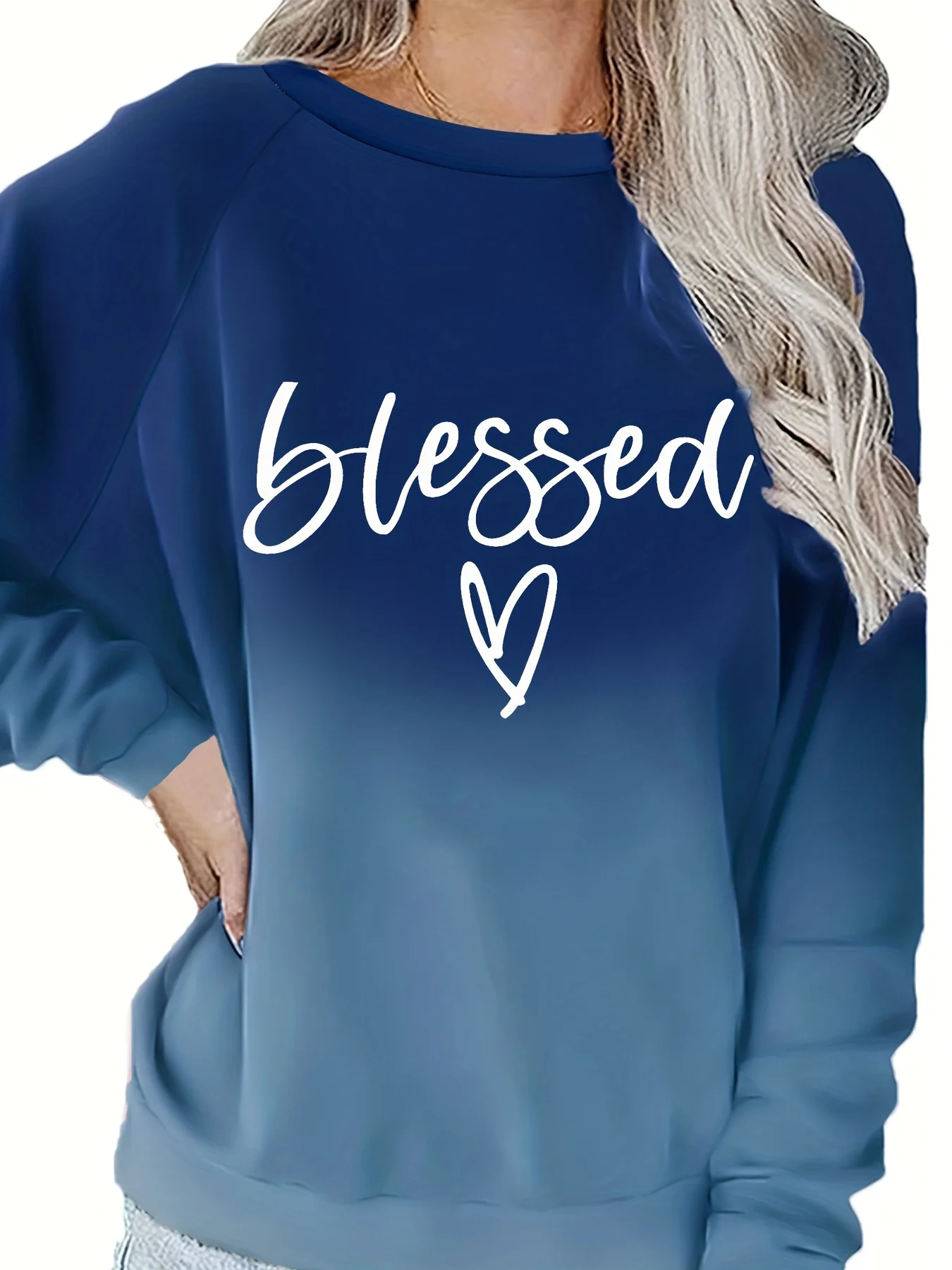 Ombre Gradient Blessed Letter Heart Print Curvy Women Crew Neck Sweatshirt, Raglan Sleeve Slight Stretch Pullover Top, Casual Spring Fashion Comfortable Versatile Long Sleeve Daily Outfit - Image 2