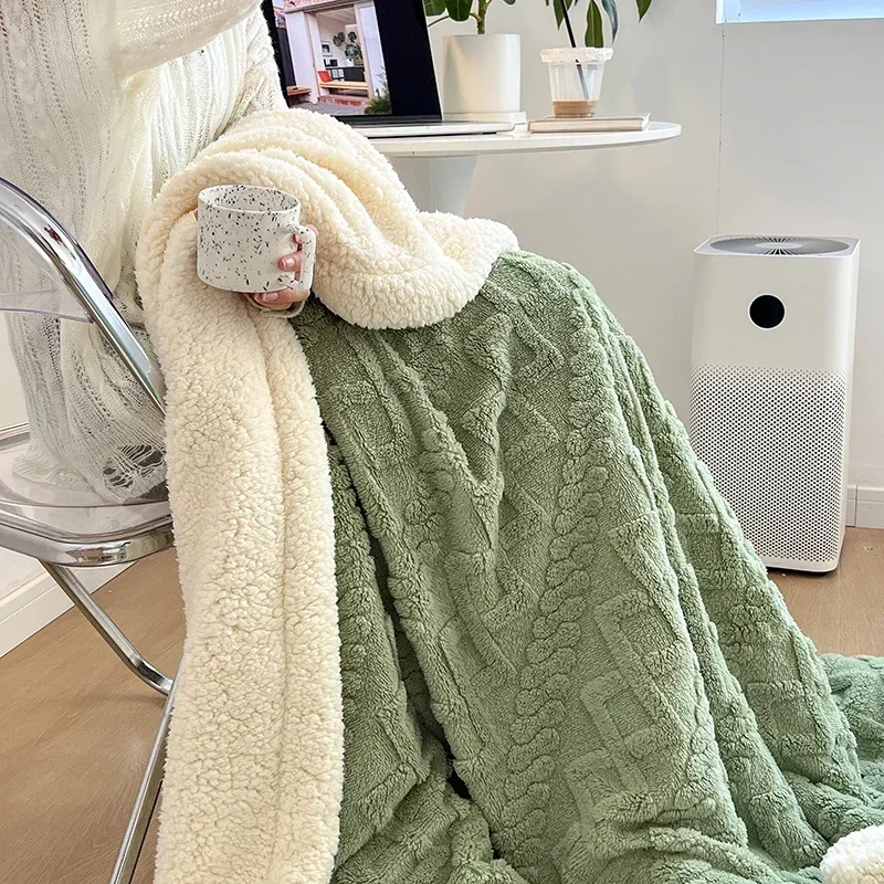 Soft Woolen Blanket for Bedding and Sofa, Warm Lamb Velvet Flannel Cover Blanket for Office, Air Conditioning and Nap - Image 4
