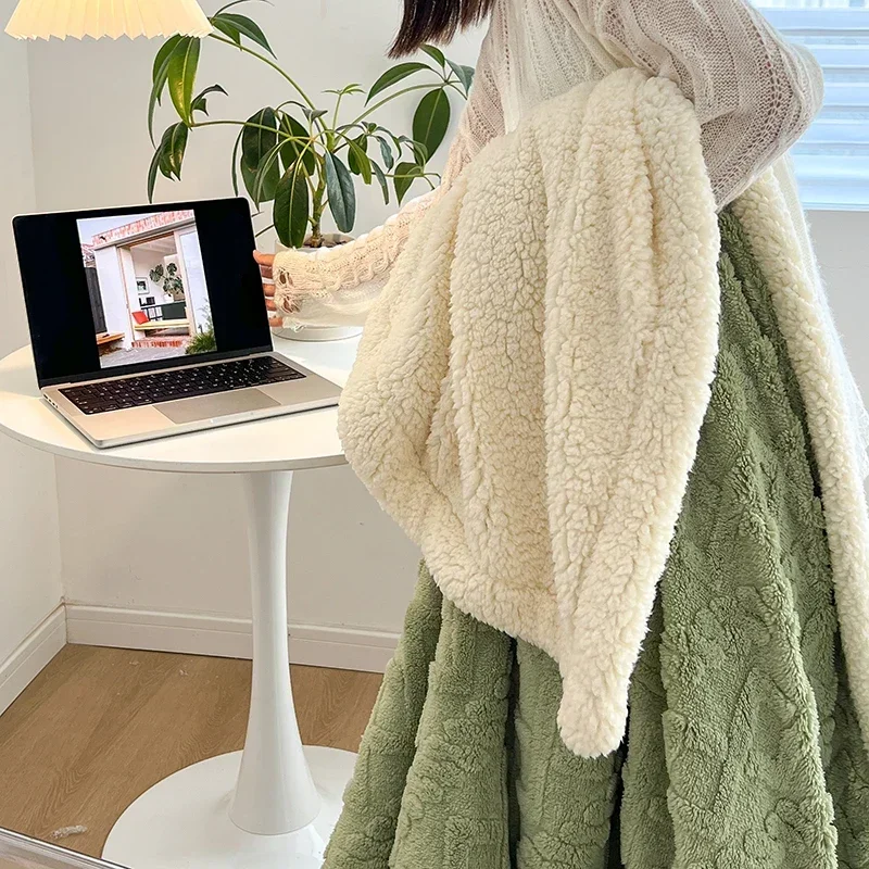 Soft Woolen Blanket for Bedding and Sofa, Warm Lamb Velvet Flannel Cover Blanket for Office, Air Conditioning and Nap - Image 5