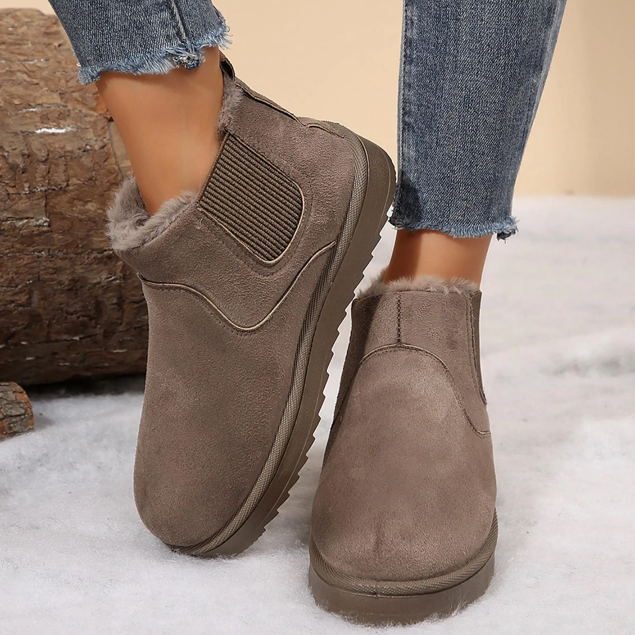 Women's Short Plush Lined Snow Boots Lightweight Slip-On Shoes Indoor/Outdoor Anti-Slip Winter Footwear
