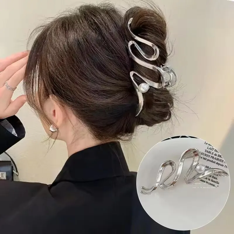 Metal Hair Clip Fashion Barrettes Korean Geometric Black Bow knot Hair Claw for Women Thick Thin Accessories Bath Crab Clamp - Image 4