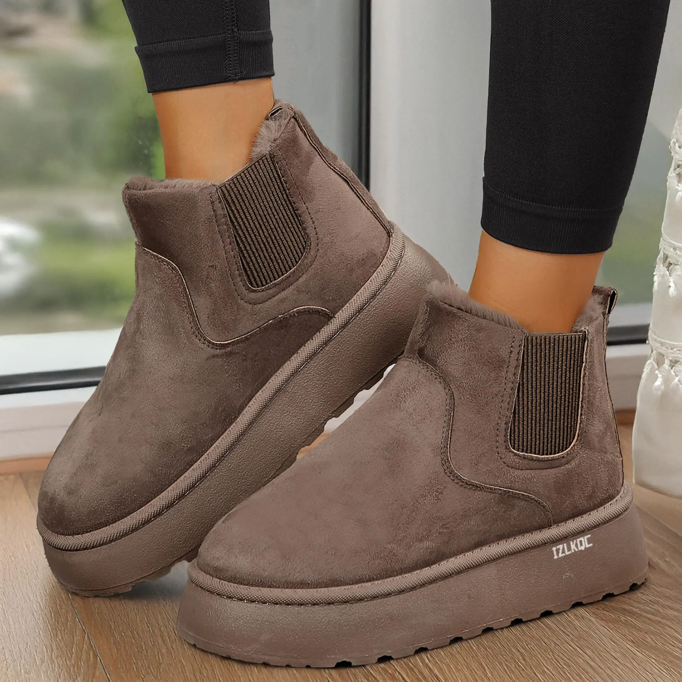 Women's Suede Boots Winter Warm Plush-Lined Platform Anti-Slip Ankle Indoor Outdoor Shoes